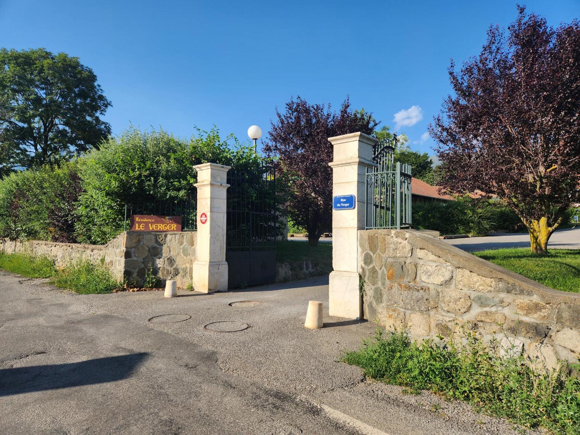 סן-בונה-אן-שאמפסו Appartement T3 Avec Jardin Proche Village מראה חיצוני תמונה