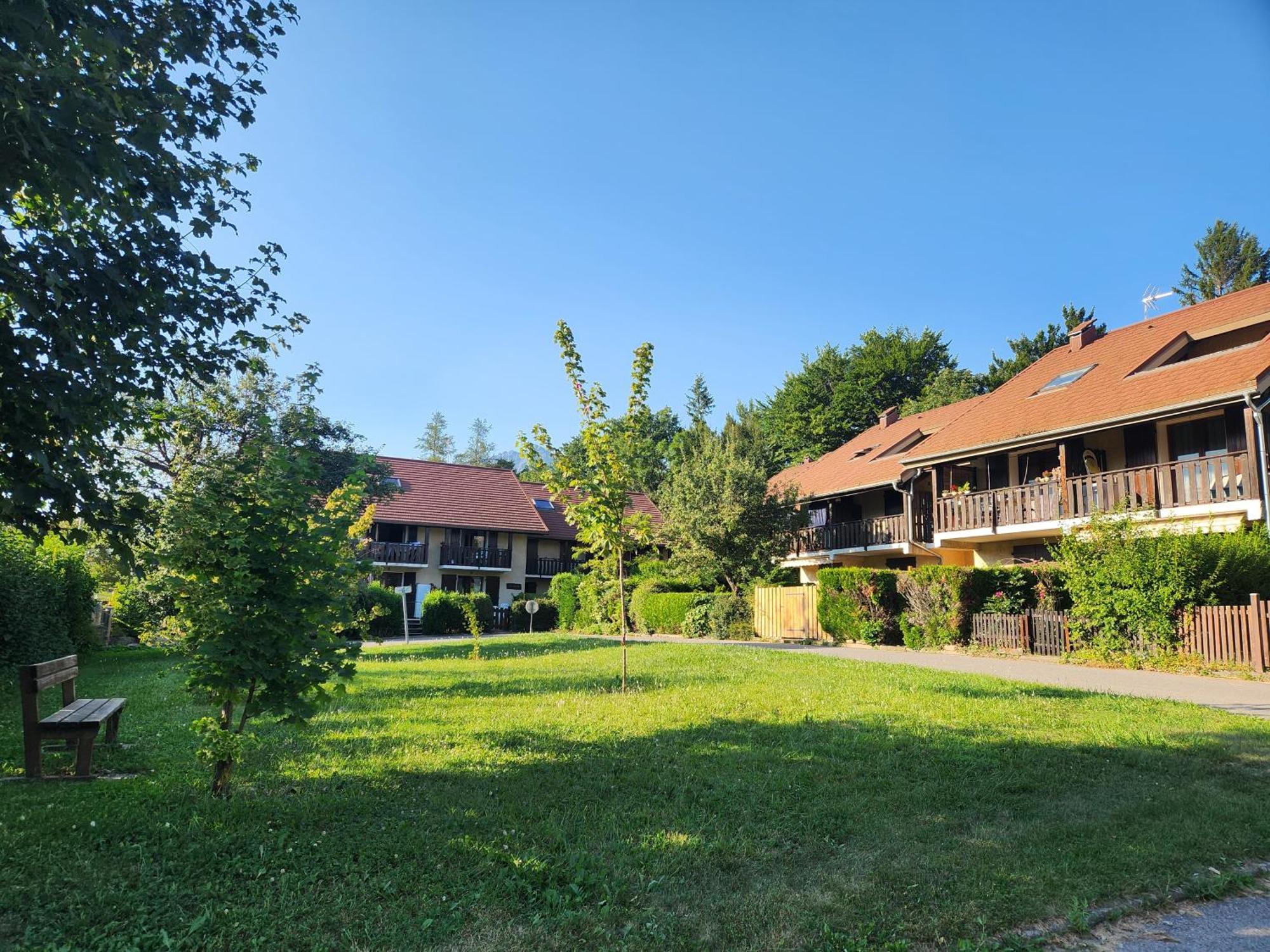סן-בונה-אן-שאמפסו Appartement T3 Avec Jardin Proche Village מראה חיצוני תמונה