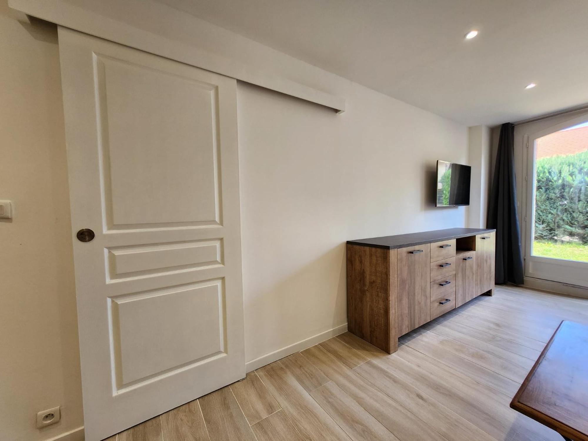 סן-בונה-אן-שאמפסו Appartement T3 Avec Jardin Proche Village מראה חיצוני תמונה